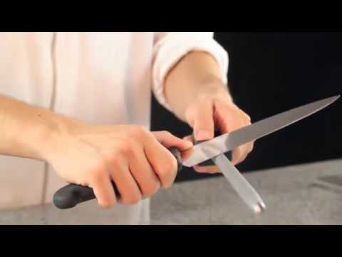 El filo de la navaja: Descubre la mejor manera de afilar tus cuchillos