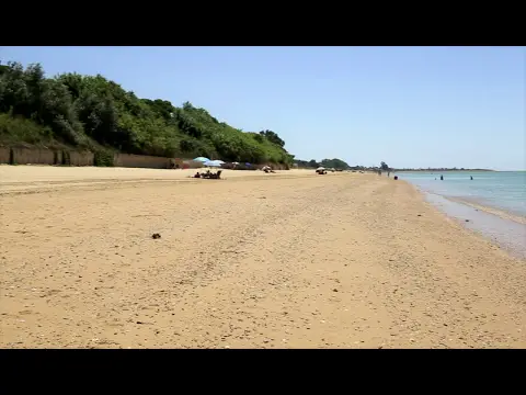 Descubre la belleza de la playa de Sanlúcar de Barrameda