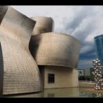 El perro del Guggenheim Bilbao: Una icónica obra de arte contemporáneo