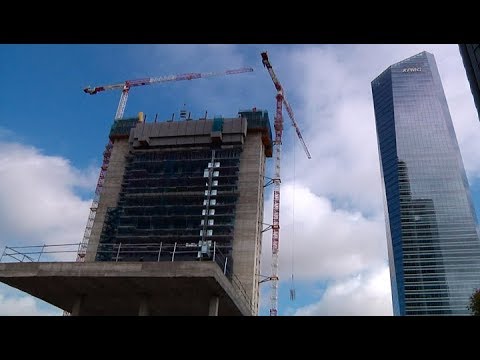 Instituto de Empresa Torre Caleido: Formación de Excelencia en Madrid