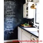 Cocinas de diseño con paredes de pizarra: ¡Inspírate aquí!