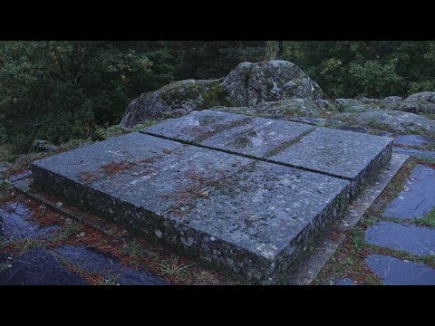Cementerio Valle de los Caídos: Historia, Ubicación y Visitas