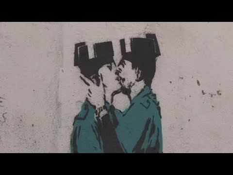 Descubre las obras más icónicas de Banksy en España