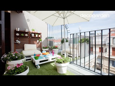 Disfruta de una terraza relajante con una zona chill out