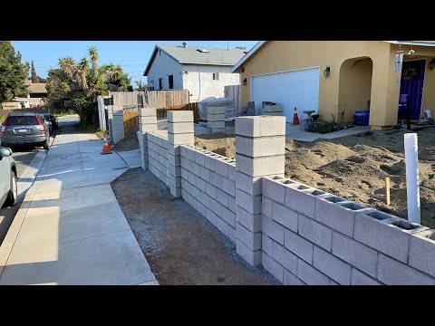 Muro de bloques de hormigón blanco: una opción elegante y duradera para tu hogar