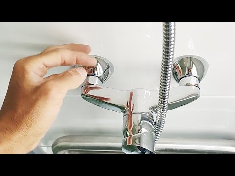 Un elegante complemento para tu bañera exenta: el grifo perfecto para disfrutar de tus momentos de relajación