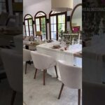 La elegancia y comodidad se fusionan en la silla de comedor con reposabrazos