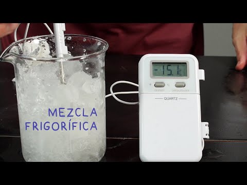 El práctico frigorífico combi con dispensador de agua y hielo: la solución ideal para mantener tus bebidas frescas