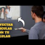 Convierte tu móvil en un proyector portátil y disfruta de tus películas en grande