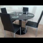 Renueva tu comedor con el elegante pack de 4 sillas negras