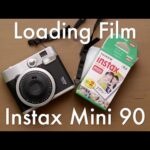 La cámara instantánea Fujifilm Instax 90 Neo Classic: revive la magia de la fotografía en papel